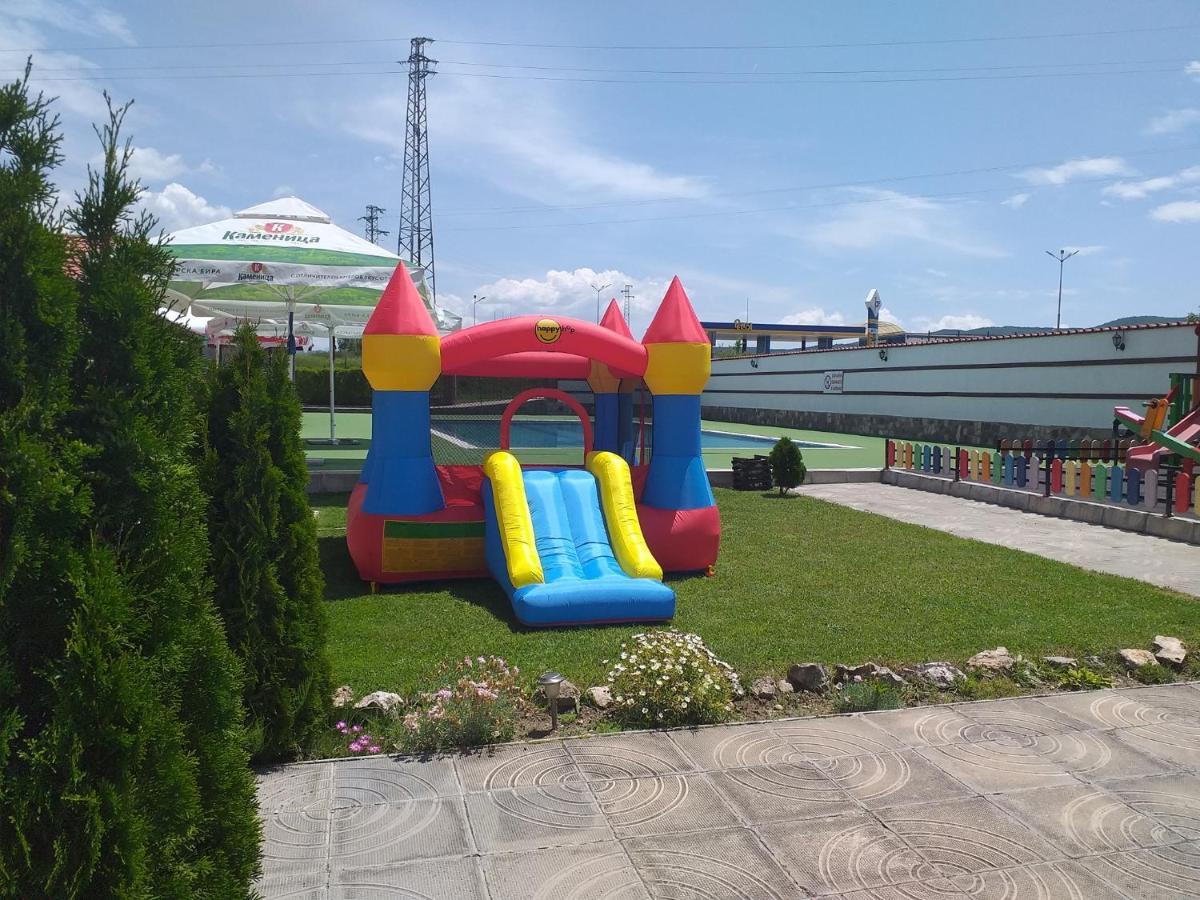 Maribel Spa Hotel Koprilova Buitenkant foto