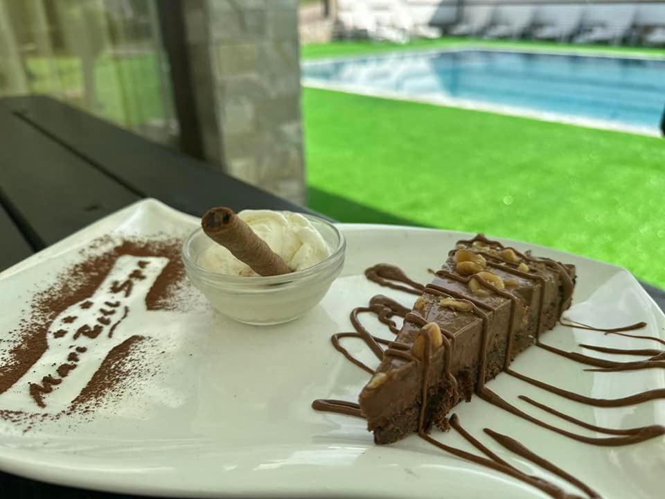 Maribel Spa Hotel Koprilova Buitenkant foto
