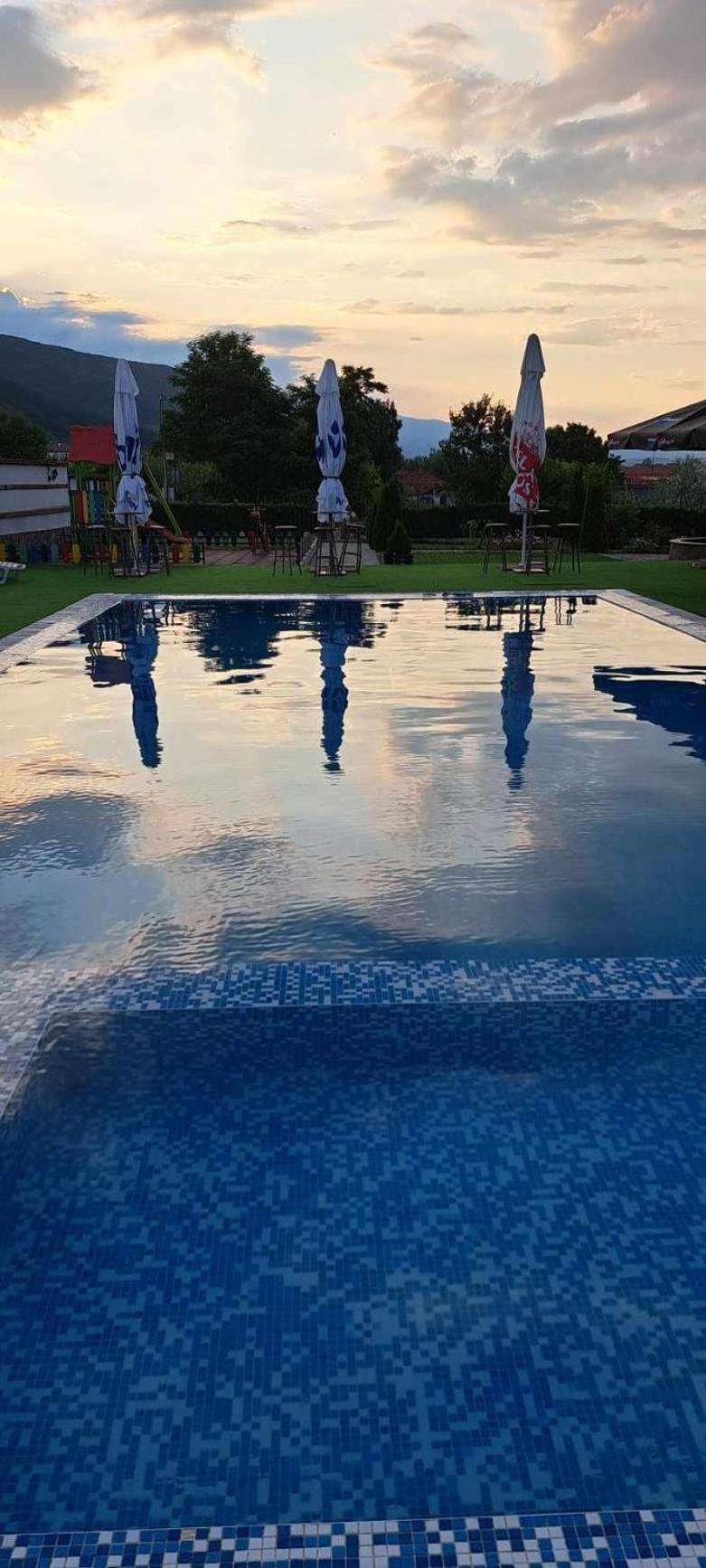 Maribel Spa Hotel Koprilova Buitenkant foto
