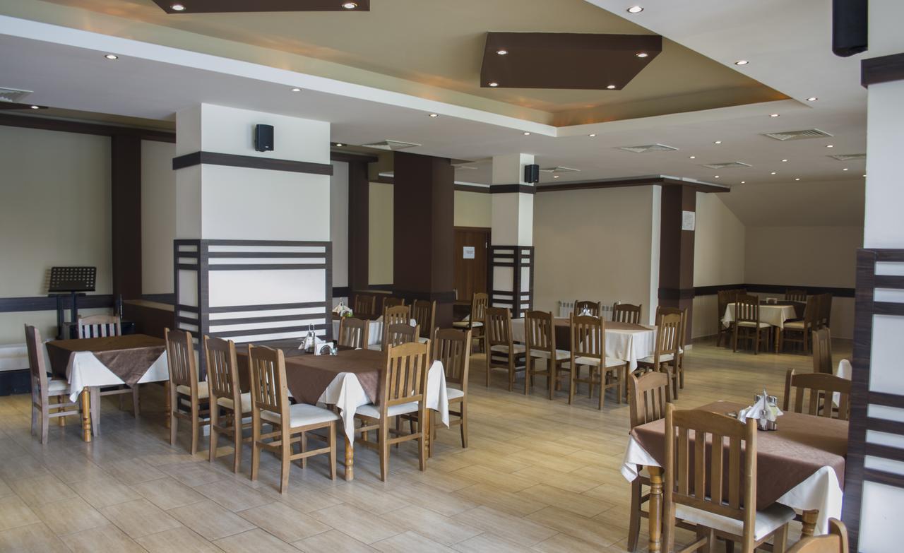 Maribel Spa Hotel Koprilova Buitenkant foto