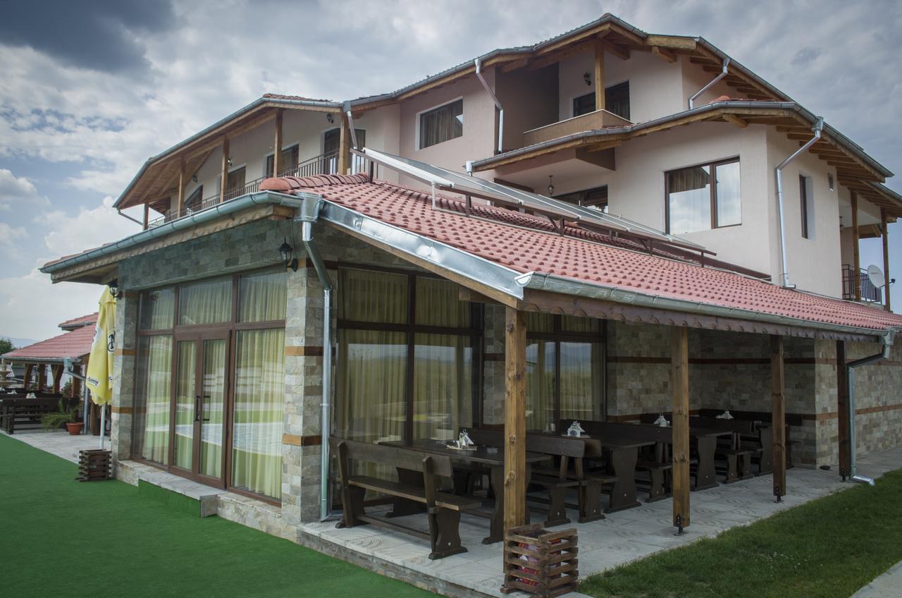Maribel Spa Hotel Koprilova Buitenkant foto
