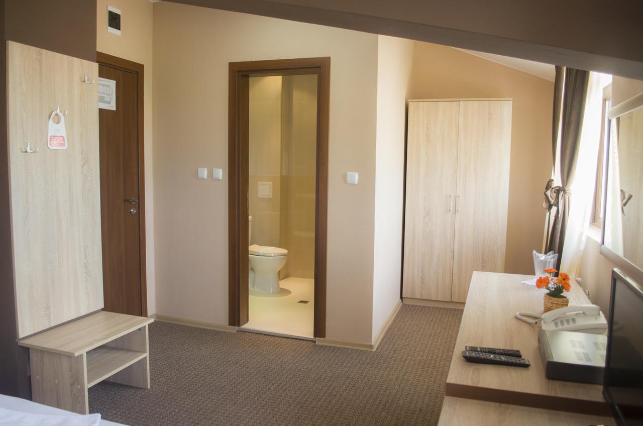 Maribel Spa Hotel Koprilova Buitenkant foto