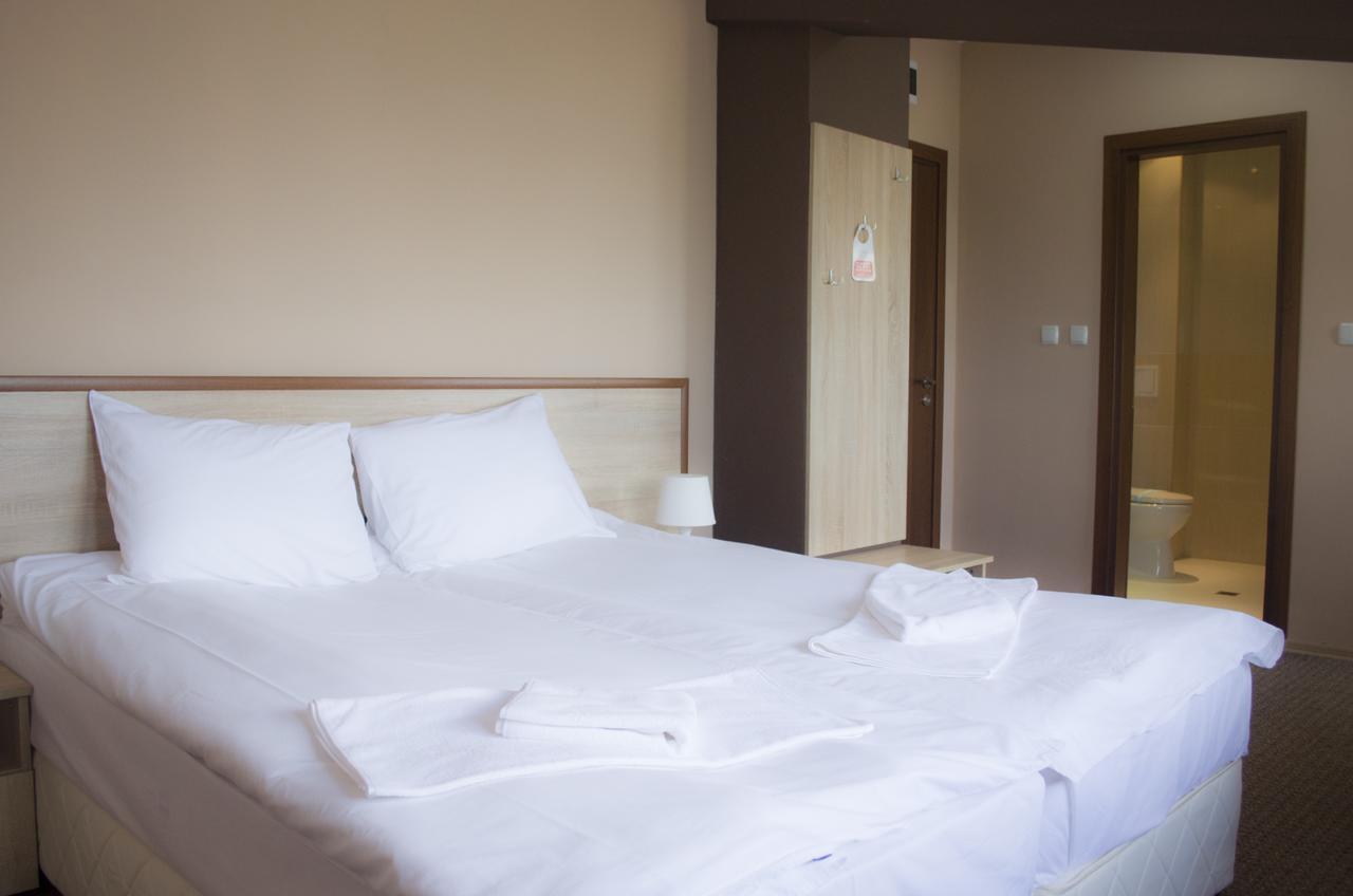 Maribel Spa Hotel Koprilova Buitenkant foto