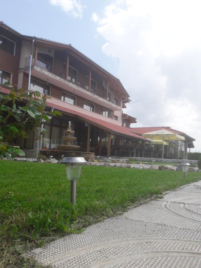 Maribel Spa Hotel Koprilova Buitenkant foto