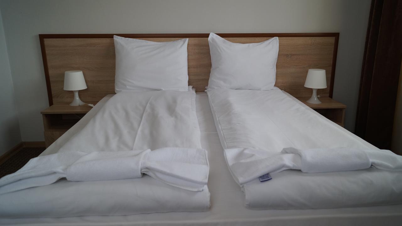 Maribel Spa Hotel Koprilova Buitenkant foto